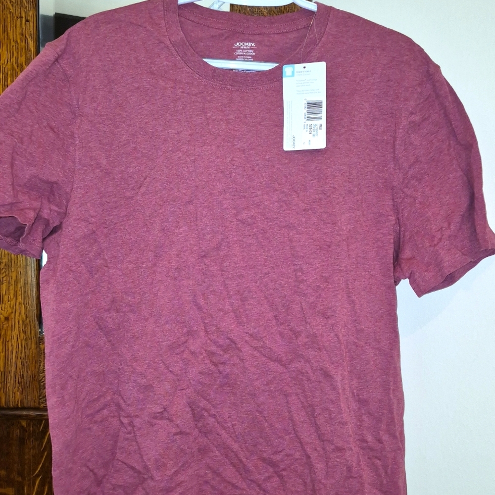 Men's  medium Jockey T-shirt with pocket. Maroon color